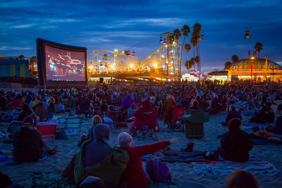 Can you replace a projection surface in Open Air Cinema Elite screen?